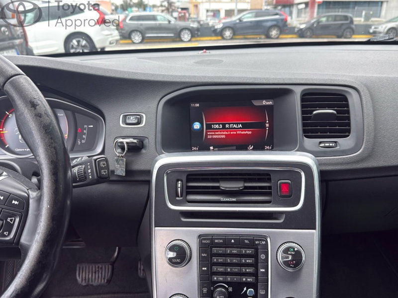 Volvo V60 Cross Country usata a Reggio Calabria (11)