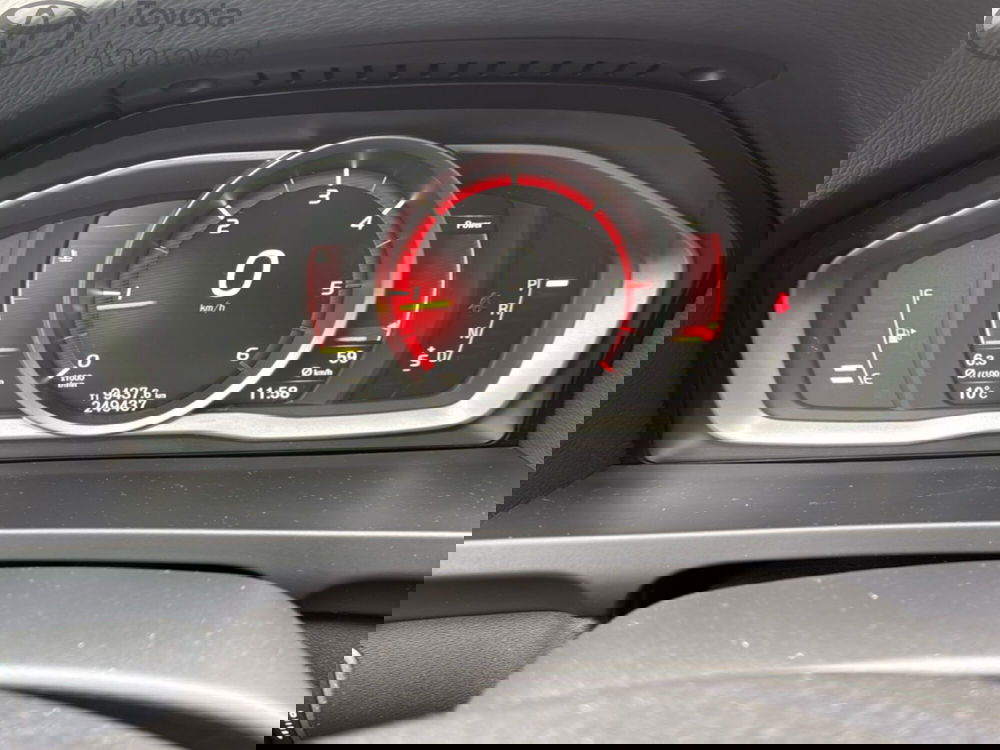 Volvo V60 Cross Country usata a Reggio Calabria (12)