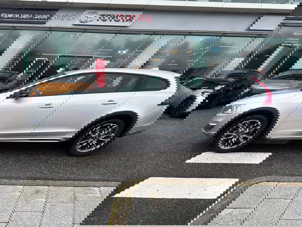 Volvo V60 Cross Country usata a Reggio Calabria (2)