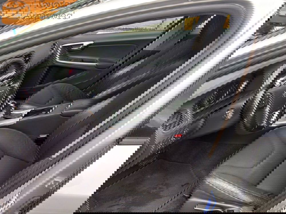 Volvo V60 Cross Country usata a Reggio Calabria (8)