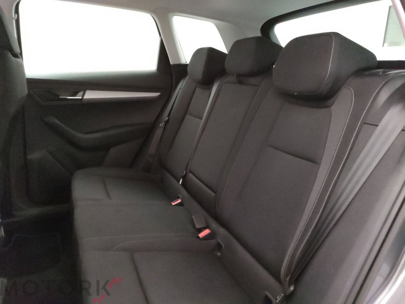 Skoda Karoq usata a Varese (10)