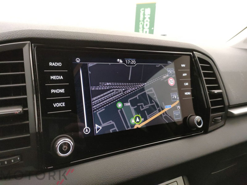 Skoda Karoq usata a Varese (15)