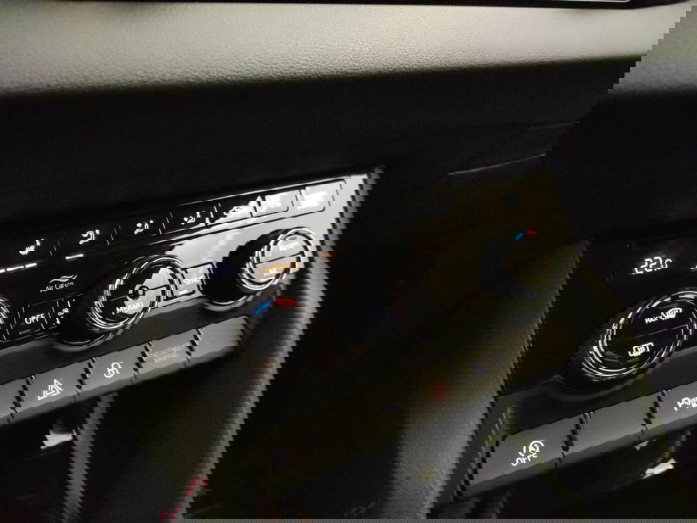 Skoda Karoq usata a Varese (17)