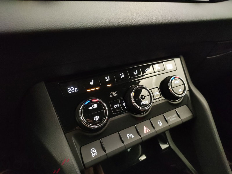 Skoda Karoq usata a Varese (17)