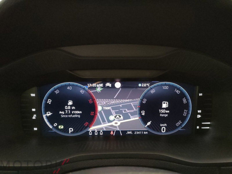 Skoda Karoq usata a Varese (20)