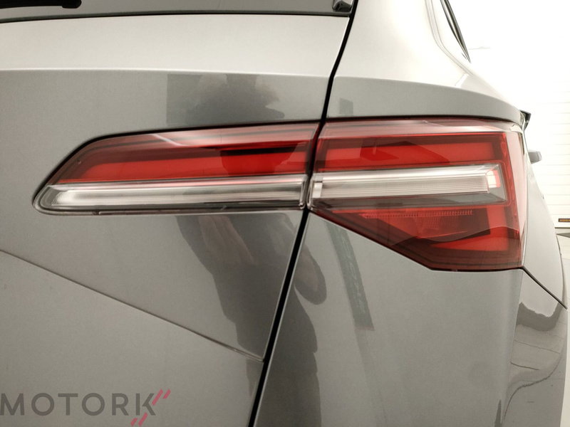 Skoda Karoq usata a Varese (8)