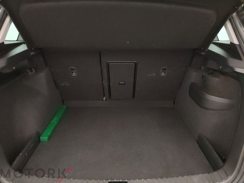 Skoda Karoq usata a Varese (9)