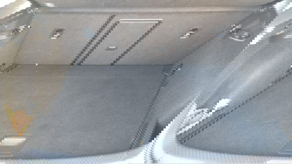 Volkswagen Golf usata a Caserta (6)