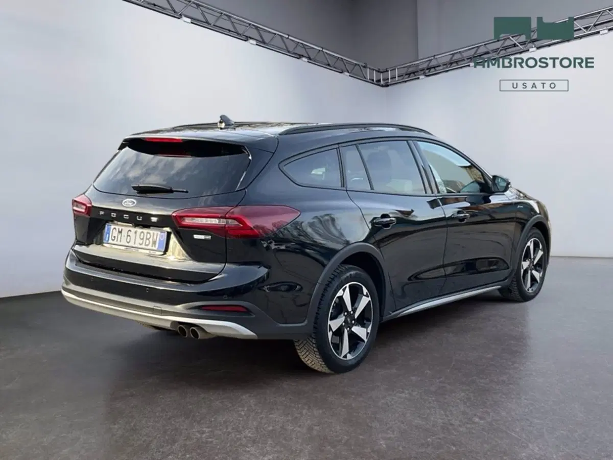 Ford Focus Station Wagon usata a Milano (5)