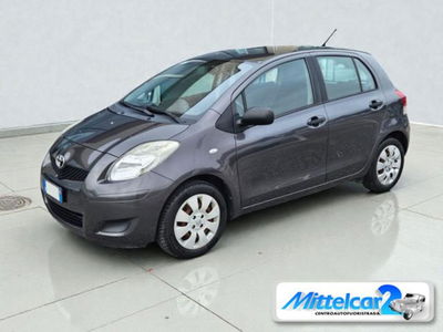 Toyota Yaris 1.0 5 porte Now GPL del 2010 usata a Cassacco