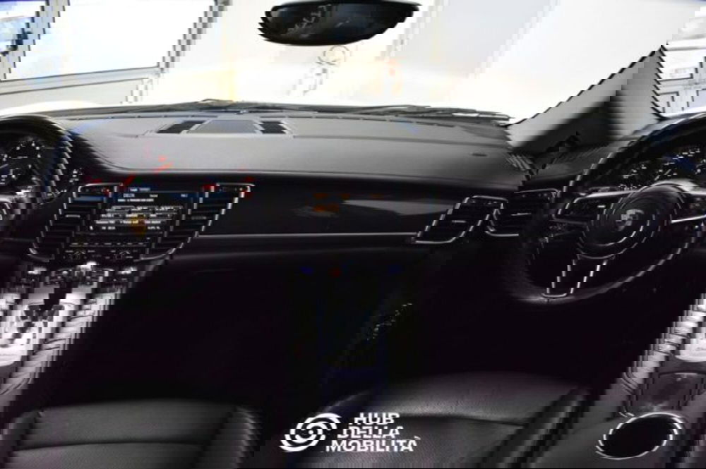Porsche Panamera usata a Perugia (10)