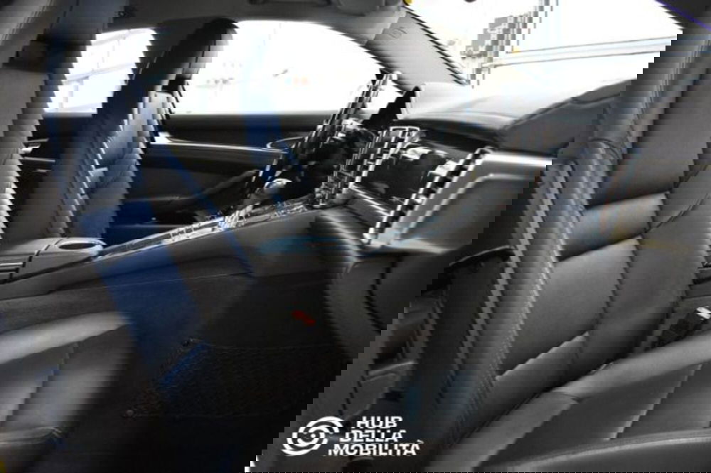 Porsche Panamera usata a Perugia (19)