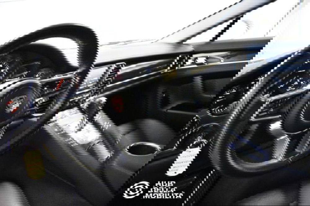 Porsche Panamera usata a Perugia (20)