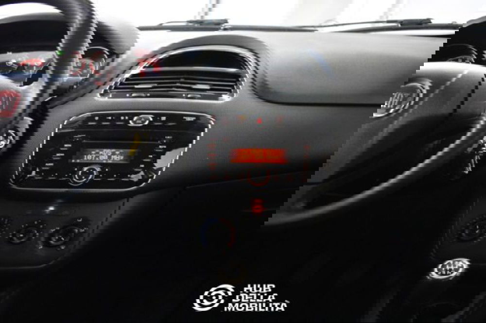 Fiat Punto usata a Perugia (11)