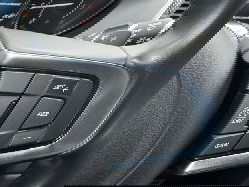 Jaguar E-Pace usata a Como (11)