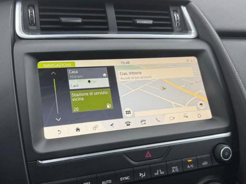 Jaguar E-Pace usata a Como (15)