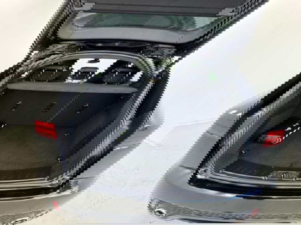 Jaguar E-Pace usata a Como (20)