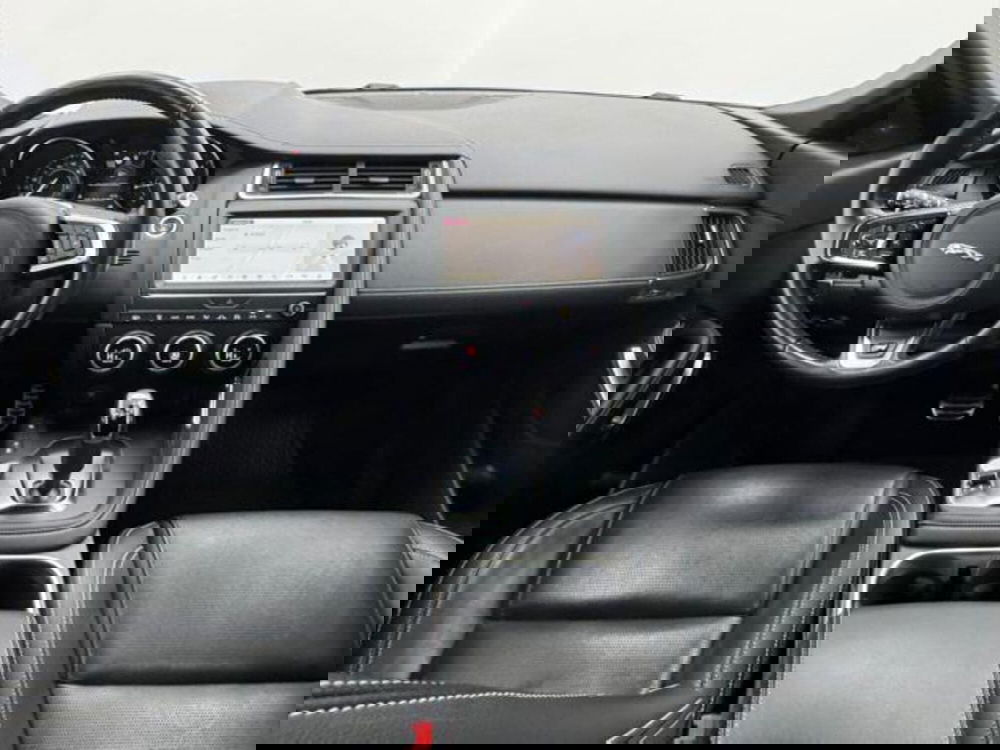 Jaguar E-Pace usata a Como (4)