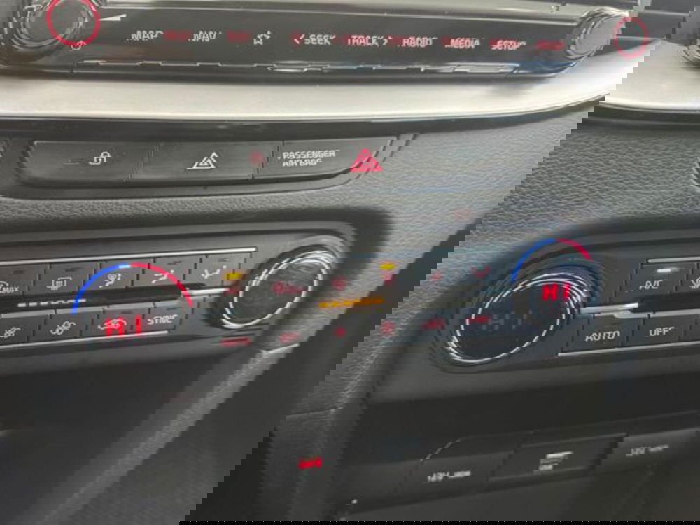 Kia XCeed usata a Como (18)