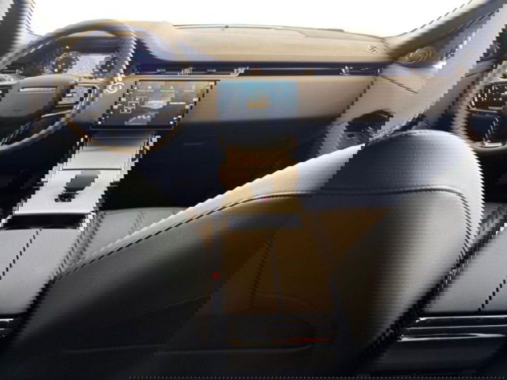 Land Rover Range Rover Evoque nuova a Livorno (5)