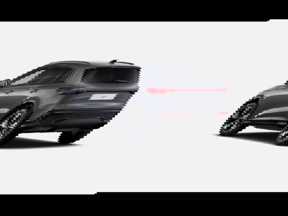 Audi Q5 Sportback nuova a Treviso (5)