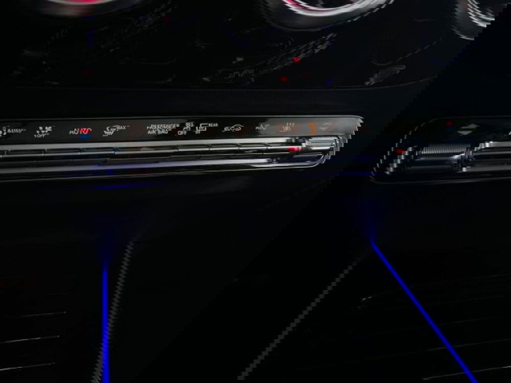 Mercedes-Benz EQA usata a Verona (14)