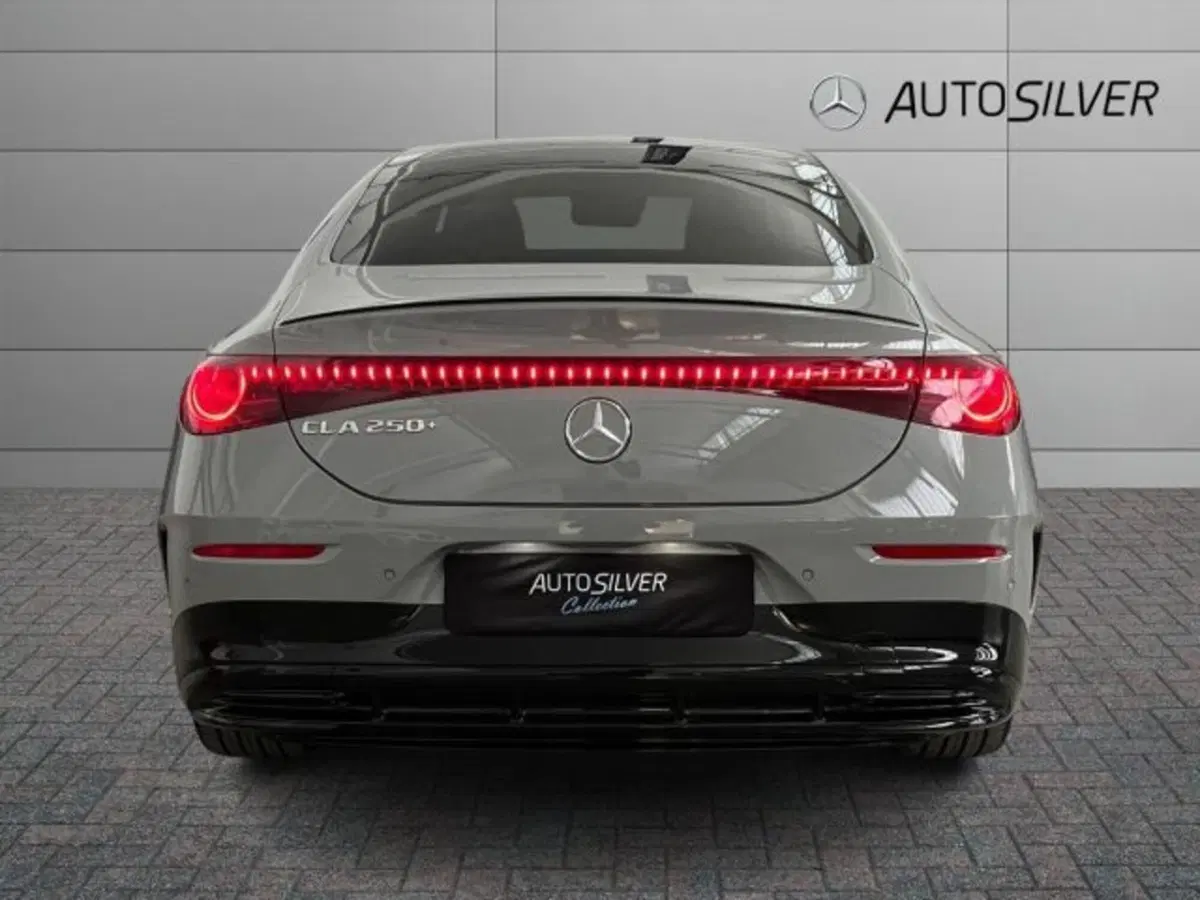 Mercedes-Benz CLA Shooting Brake nuova a Verona (5)