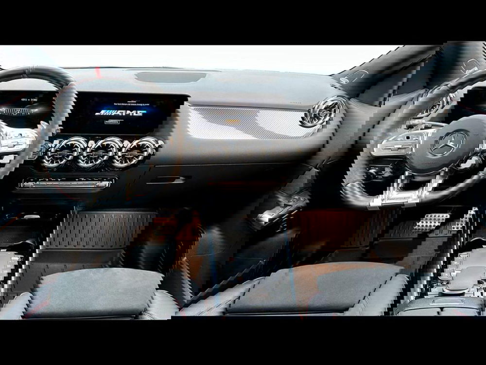 Mercedes-Benz GLA SUV usata a Varese (4)