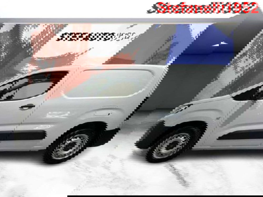 Peugeot Partner Furgone nuova a Bologna (3)