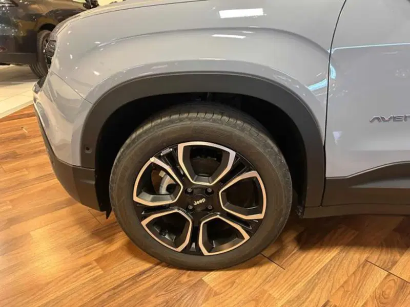 Jeep Avenger nuova a Vercelli (6)