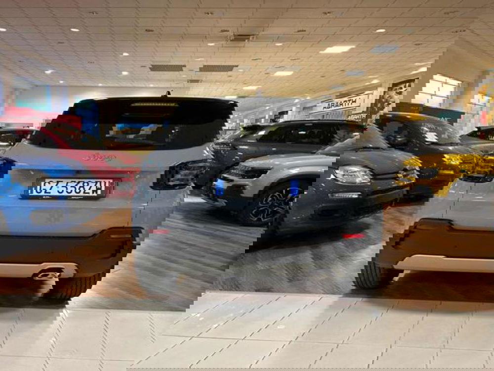 Jeep Avenger nuova a Vercelli (7)