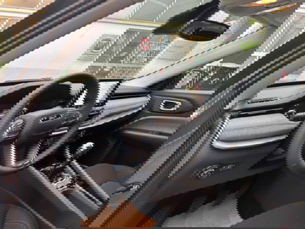 Jeep Compass nuova a Vercelli (11)