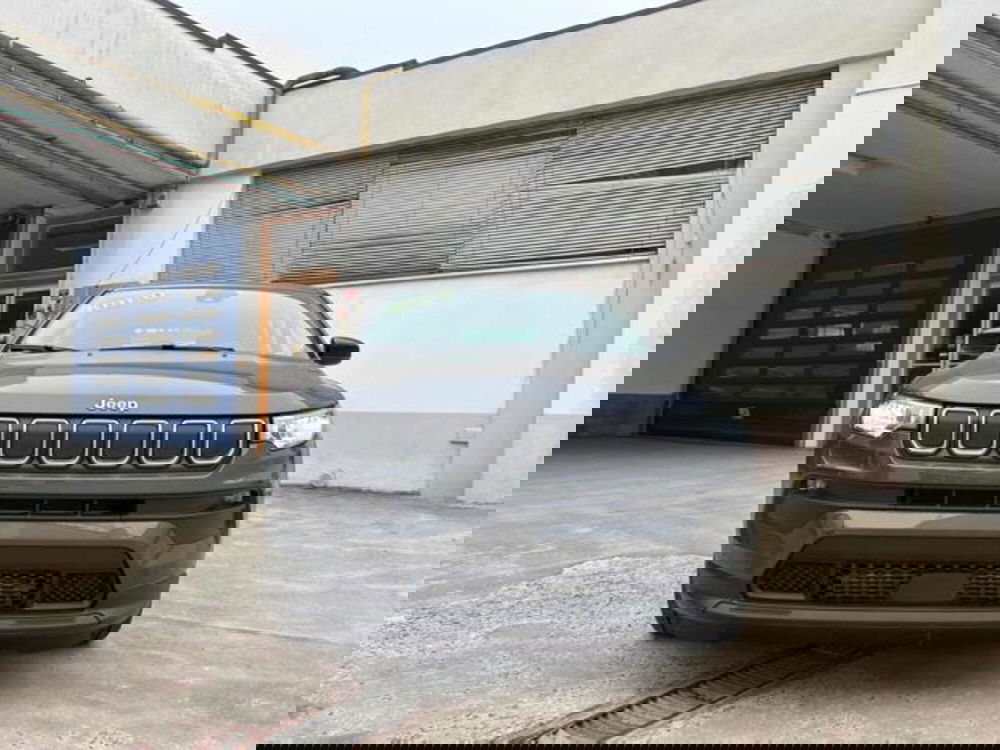 Jeep Compass nuova a Vercelli (2)