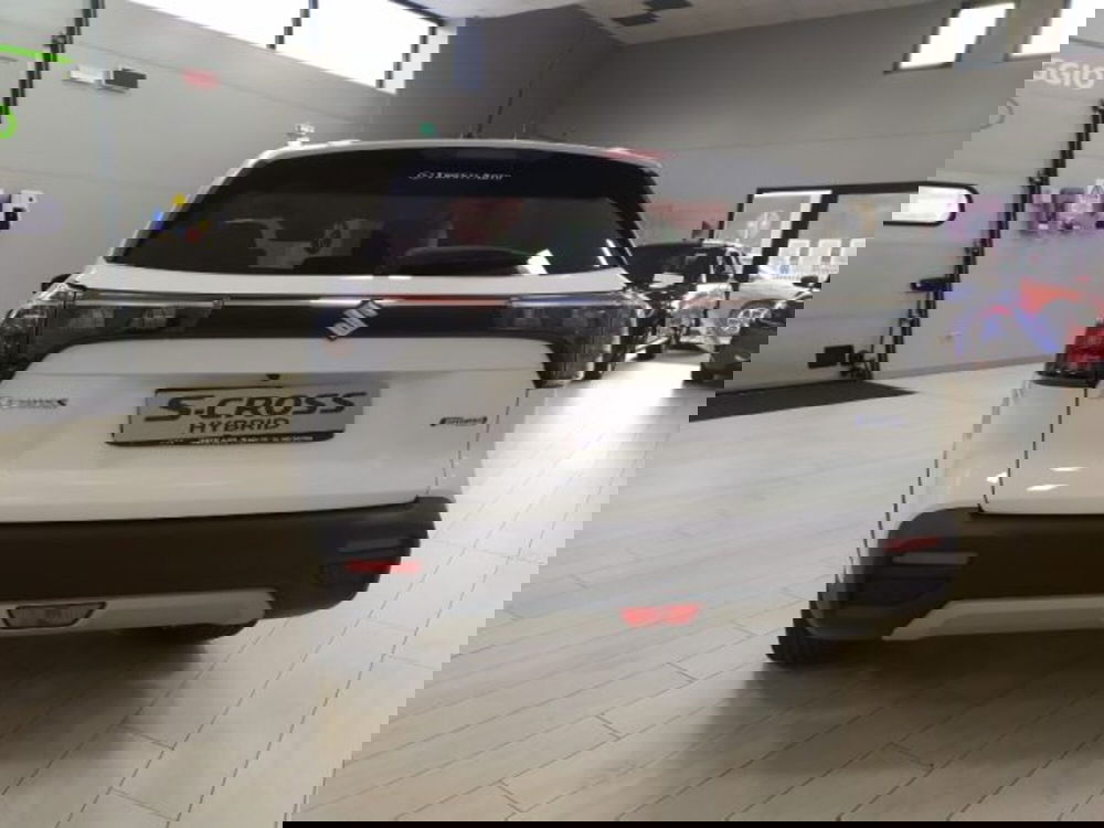 Suzuki S-Cross nuova a Trieste (4)