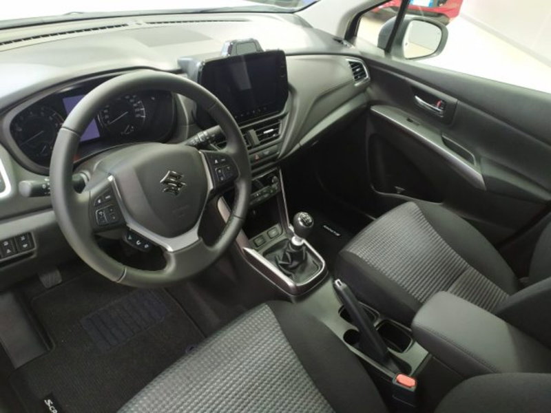 Suzuki S-Cross nuova a Trieste (6)