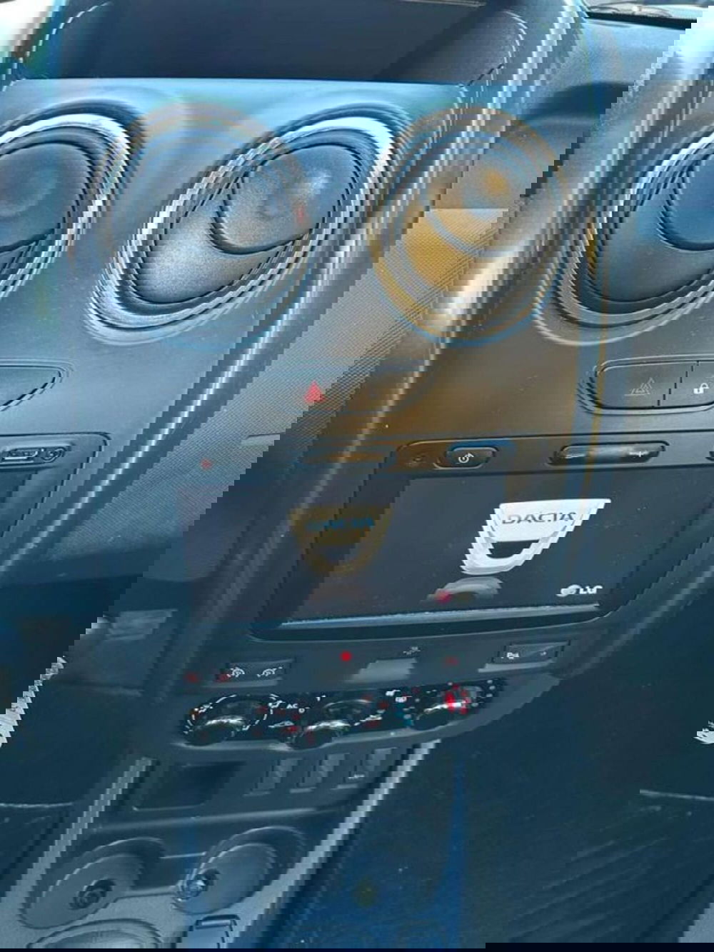 Dacia Duster usata a Firenze (9)