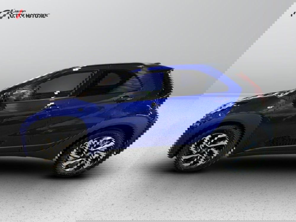 Toyota Aygo X nuova a Monza e Brianza (3)
