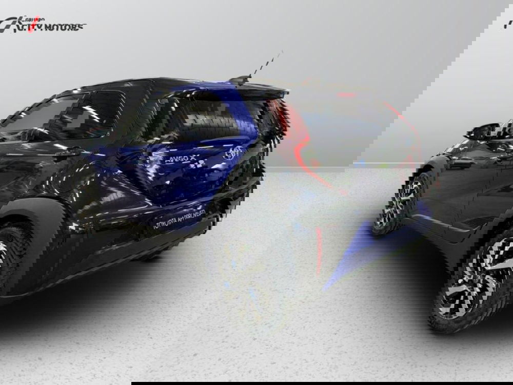 Toyota Aygo X nuova a Monza e Brianza (4)