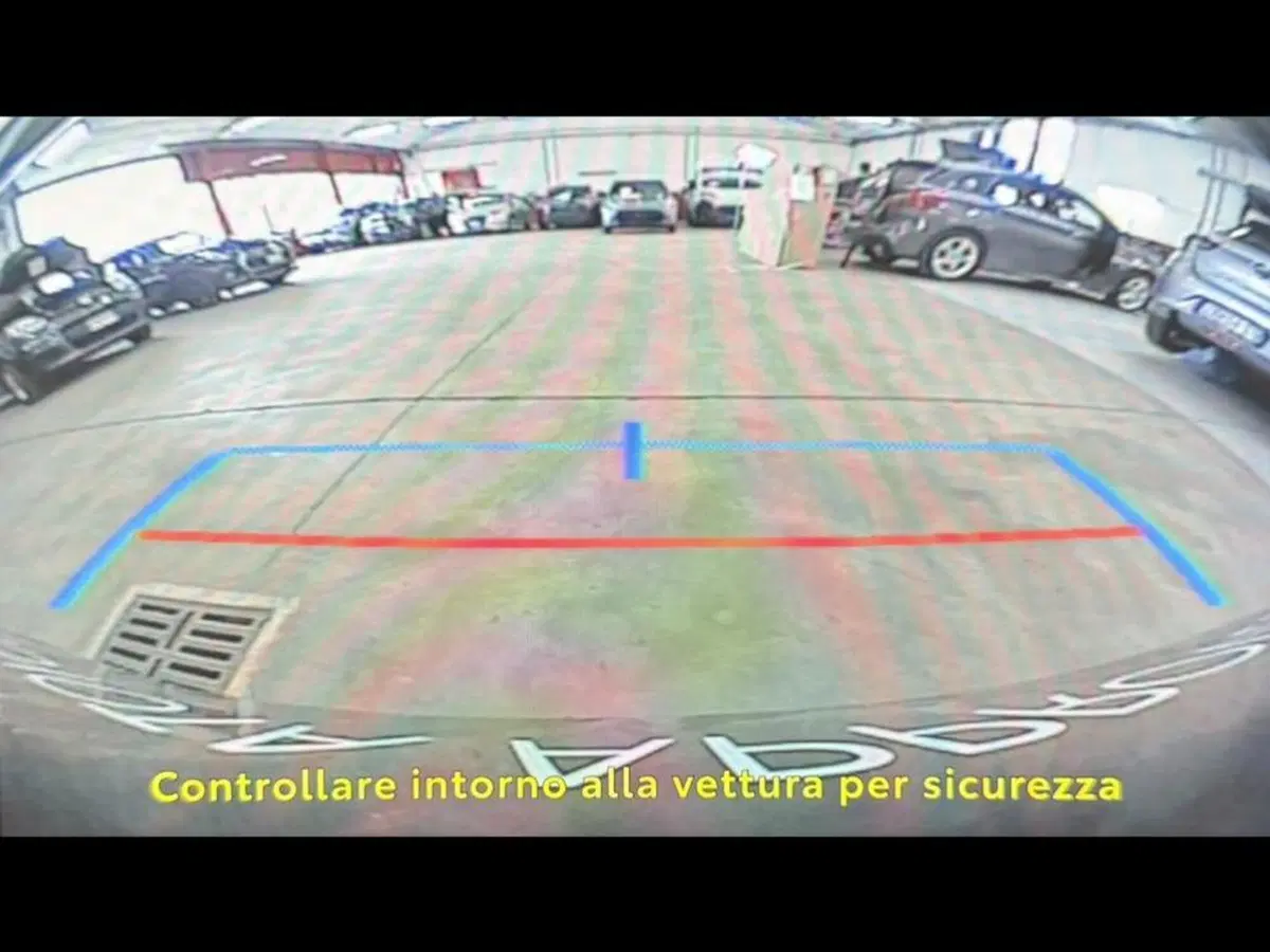 Toyota Aygo X nuova a Monza e Brianza (12)