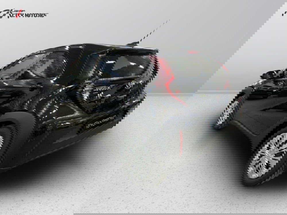 Toyota Aygo X nuova a Monza e Brianza (4)