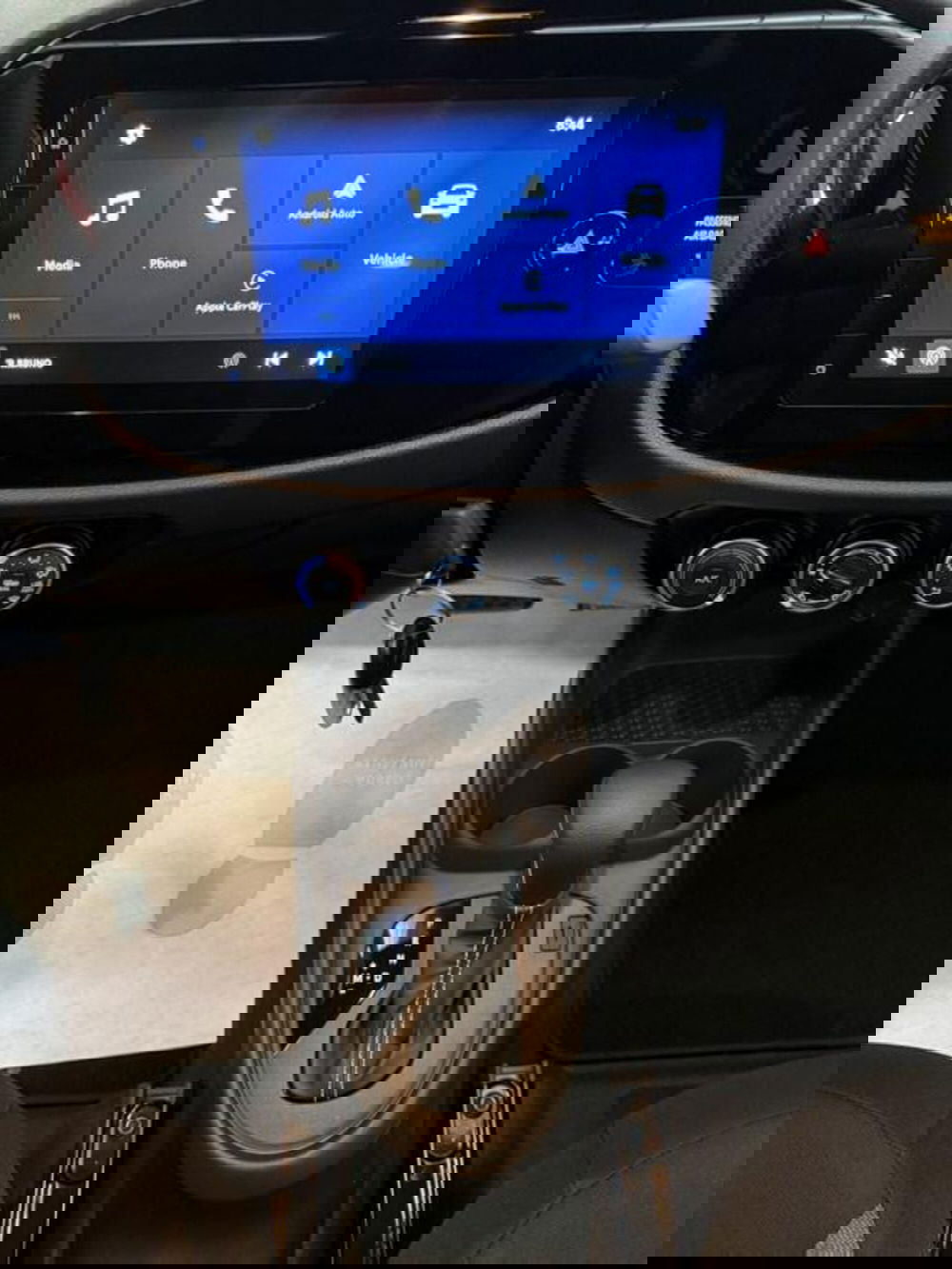 Toyota Aygo X nuova a Monza e Brianza (12)