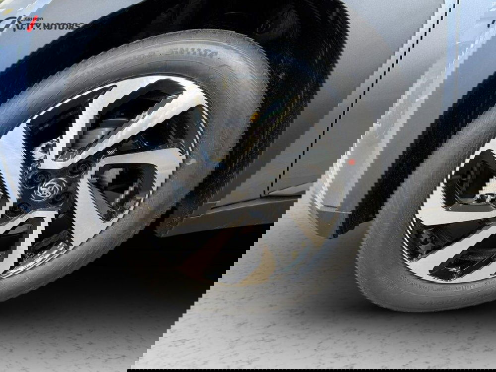 Toyota Aygo X nuova a Monza e Brianza (15)