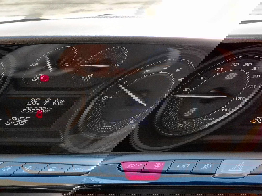 Lancia Ypsilon usata a Bari (10)