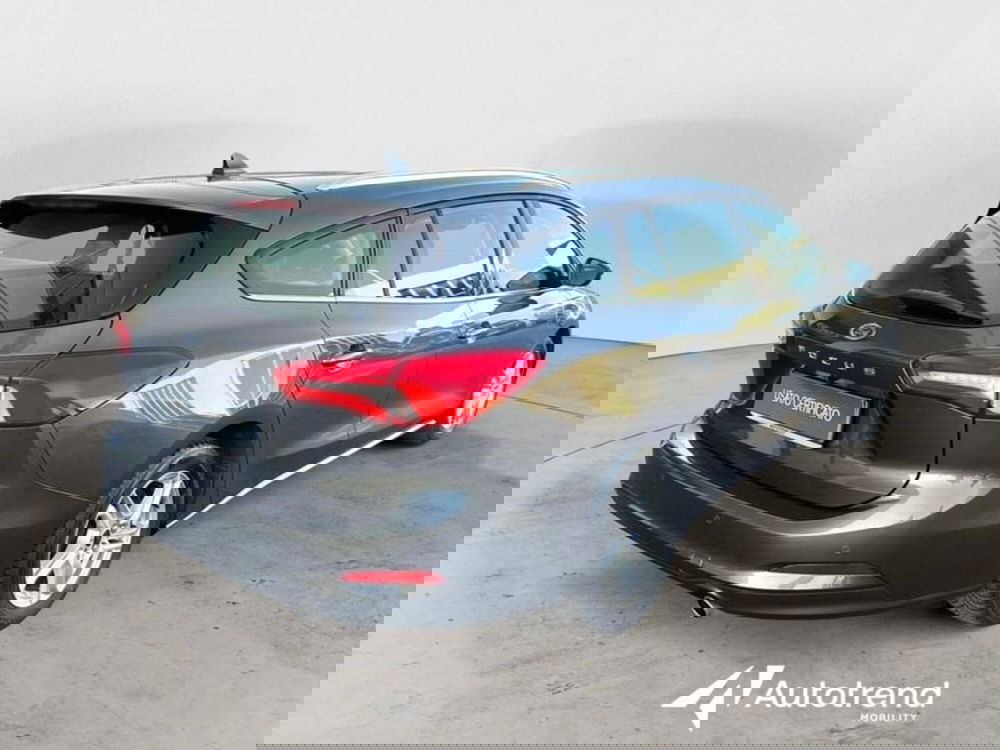 Ford Focus Station Wagon usata a Lecce (2)