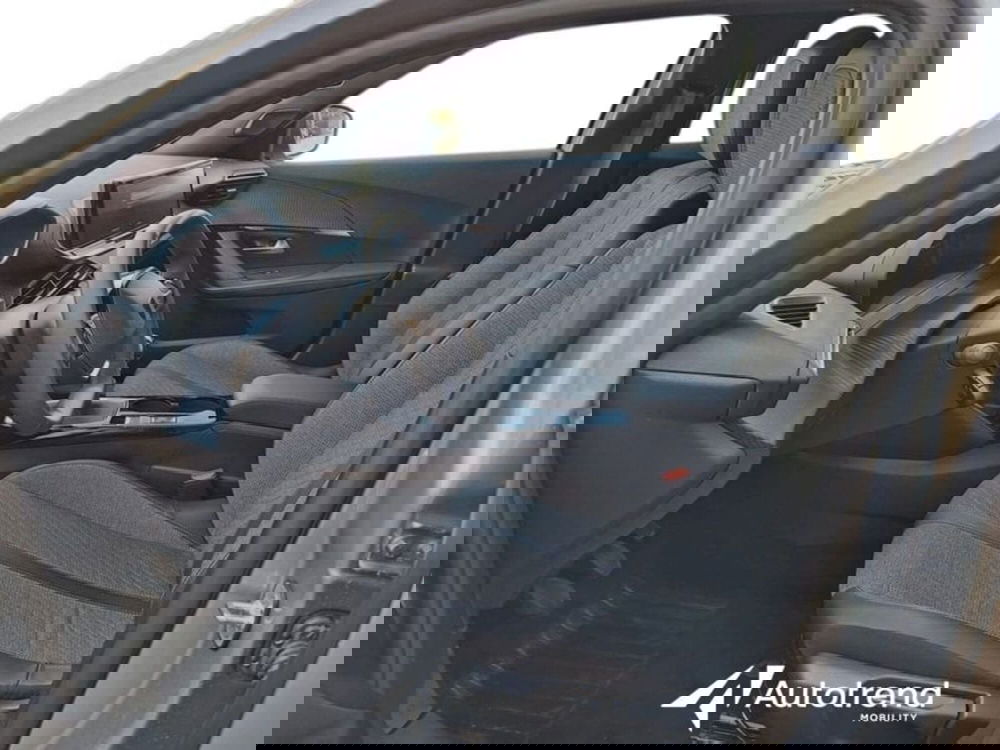 Peugeot 2008 usata a Lecce (5)