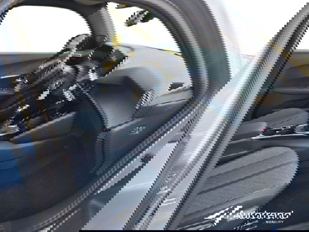 Peugeot 2008 usata a Lecce (6)