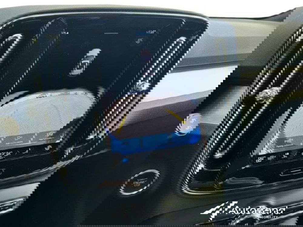 Volvo XC40 usata a Lecce (12)