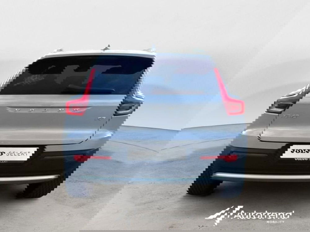 Volvo XC40 usata a Lecce (4)