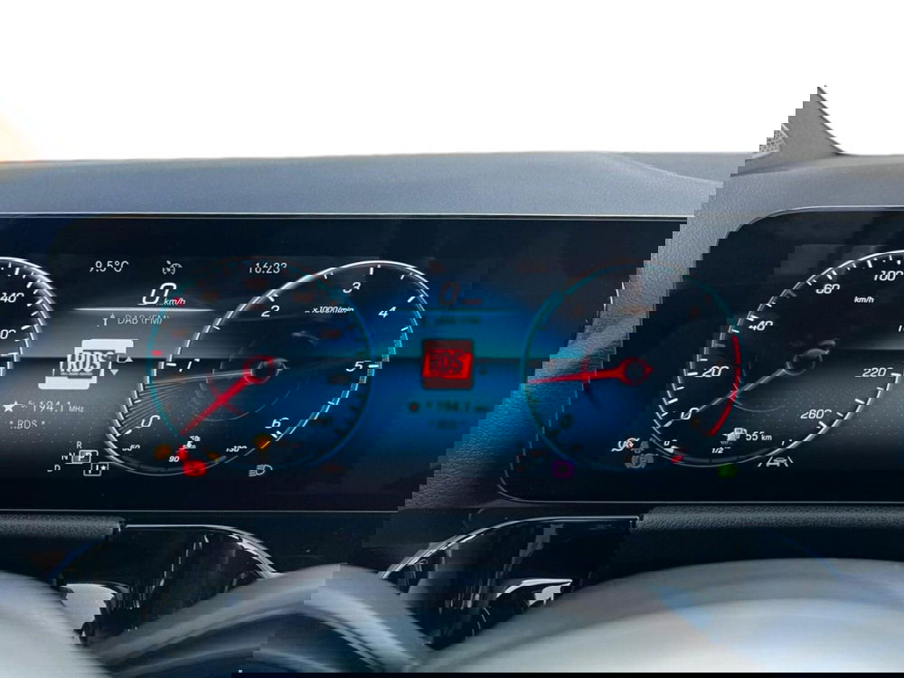 Mercedes-Benz GLA SUV usata a Bari (10)