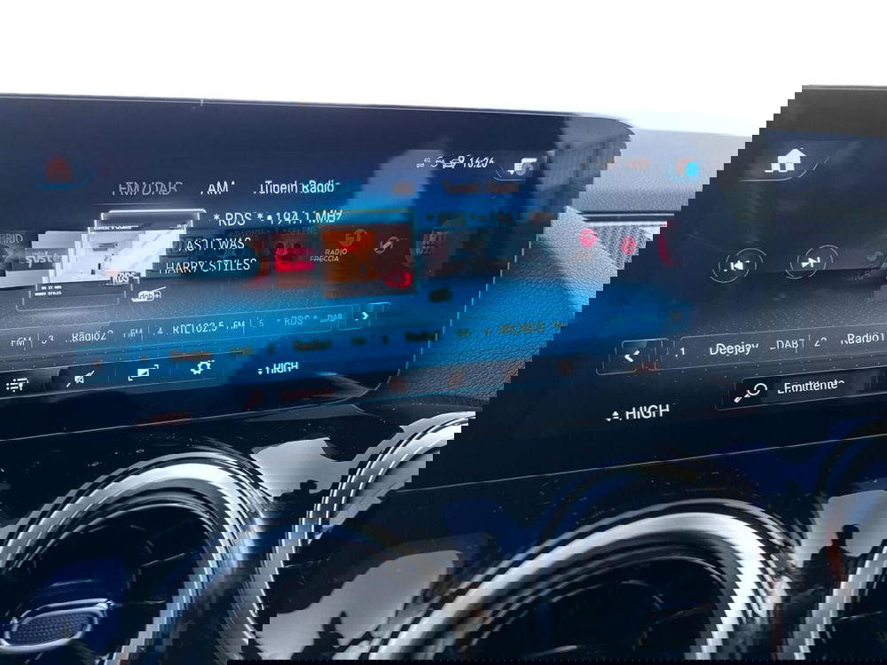 Mercedes-Benz GLA SUV usata a Bari (14)